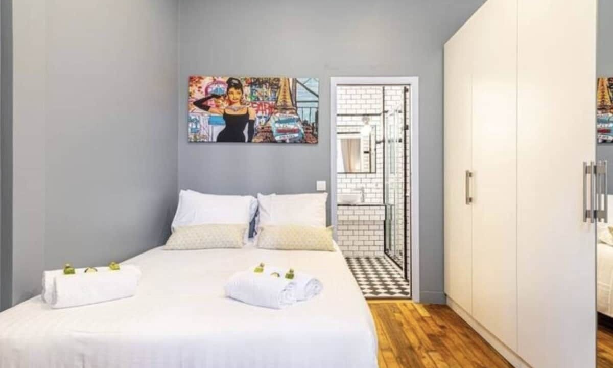 Photo of Bedroom in Combat