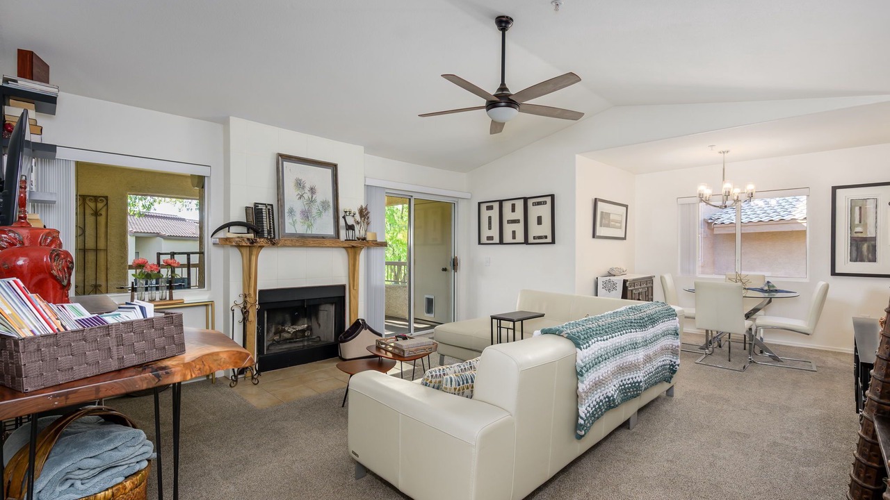 Photo of Livingroom in Villages Five