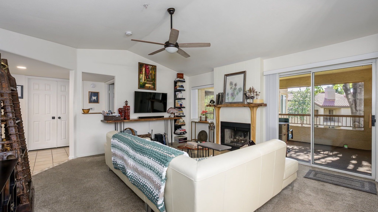 Photo of Livingroom in Villages Five