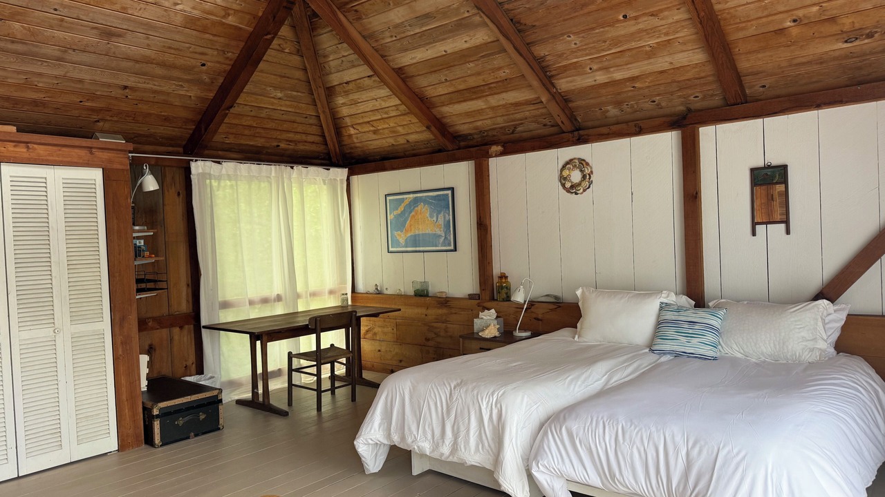 Photo of Bedroom in West Tisbury