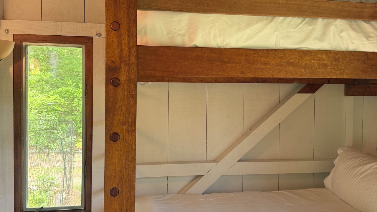 Photo of Bedroom in West Tisbury