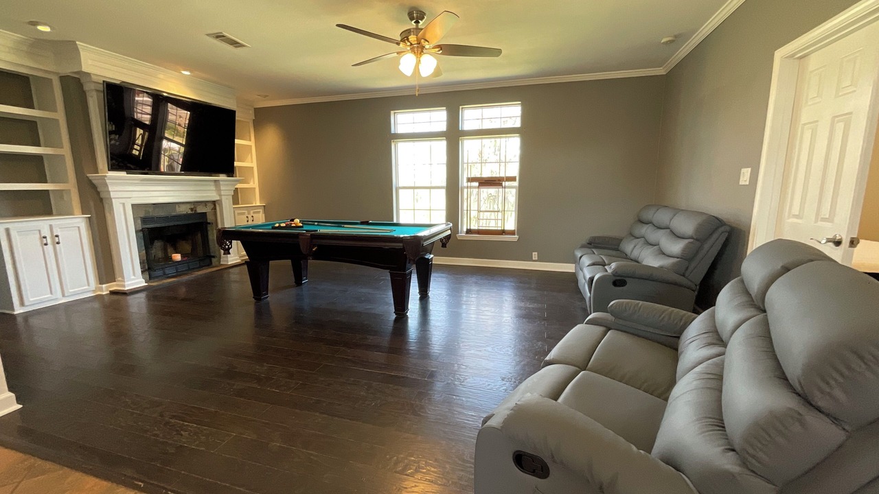 Photo of Livingroom in Jean Lafitte