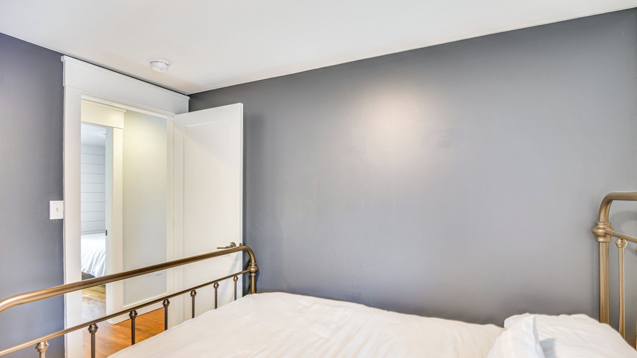 Photo of Bedroom in Jamestown