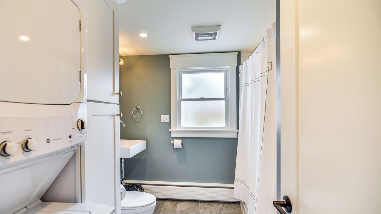 Photo of Bathroom in Jamestown