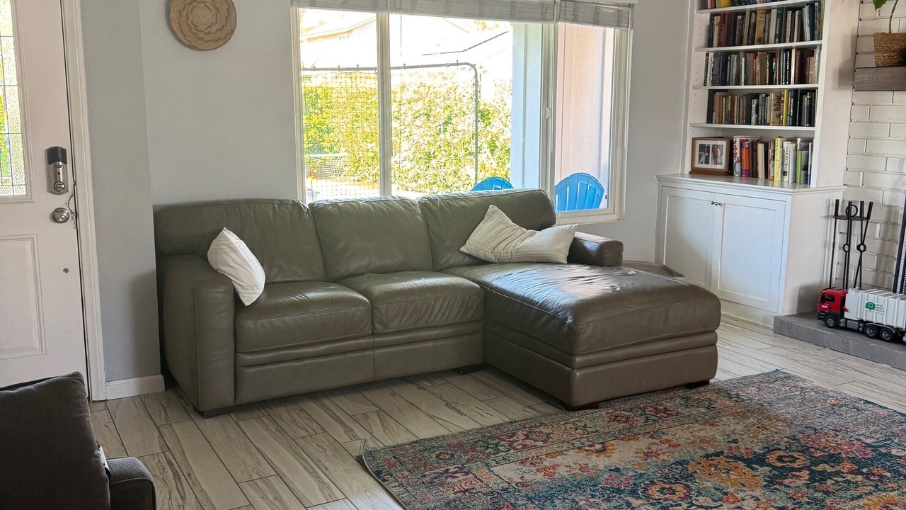 Photo of Livingroom in Thousand Oaks