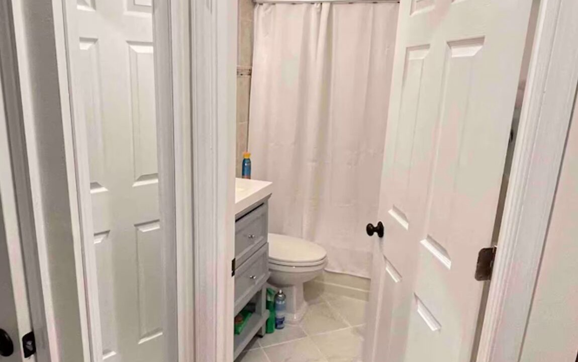 Photo of Bathroom in Wheaton-Glenmont