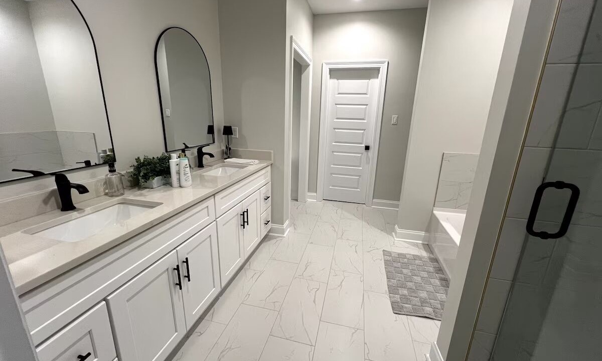 Photo of Bathroom in Broussard