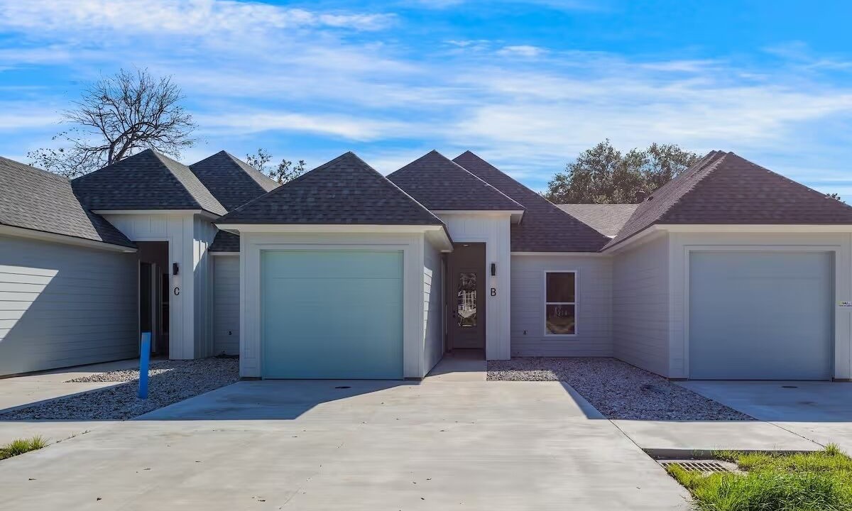 Photo of Outdoor in Broussard
