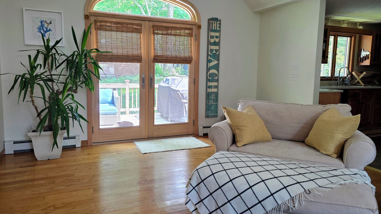 Photo of Livingroom in Cedarville