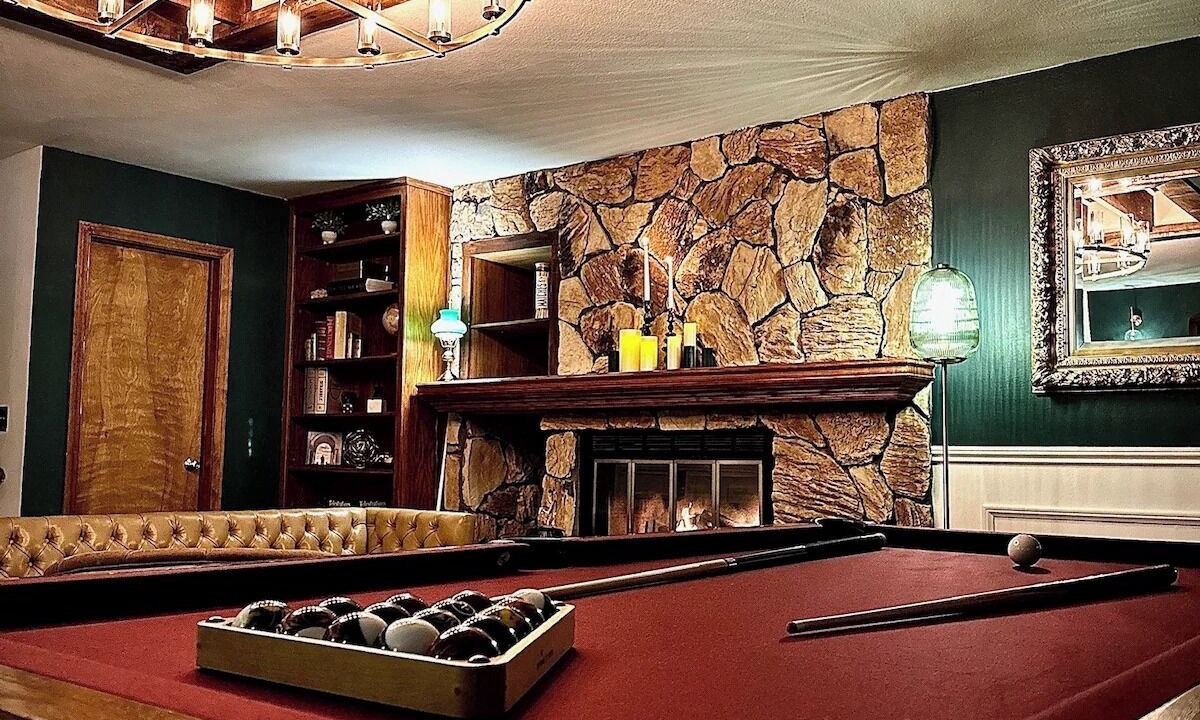 Photo of Bedroom in Lake Arrowhead
