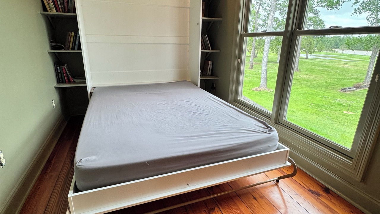 Photo of Bedroom in Atchafalaya
