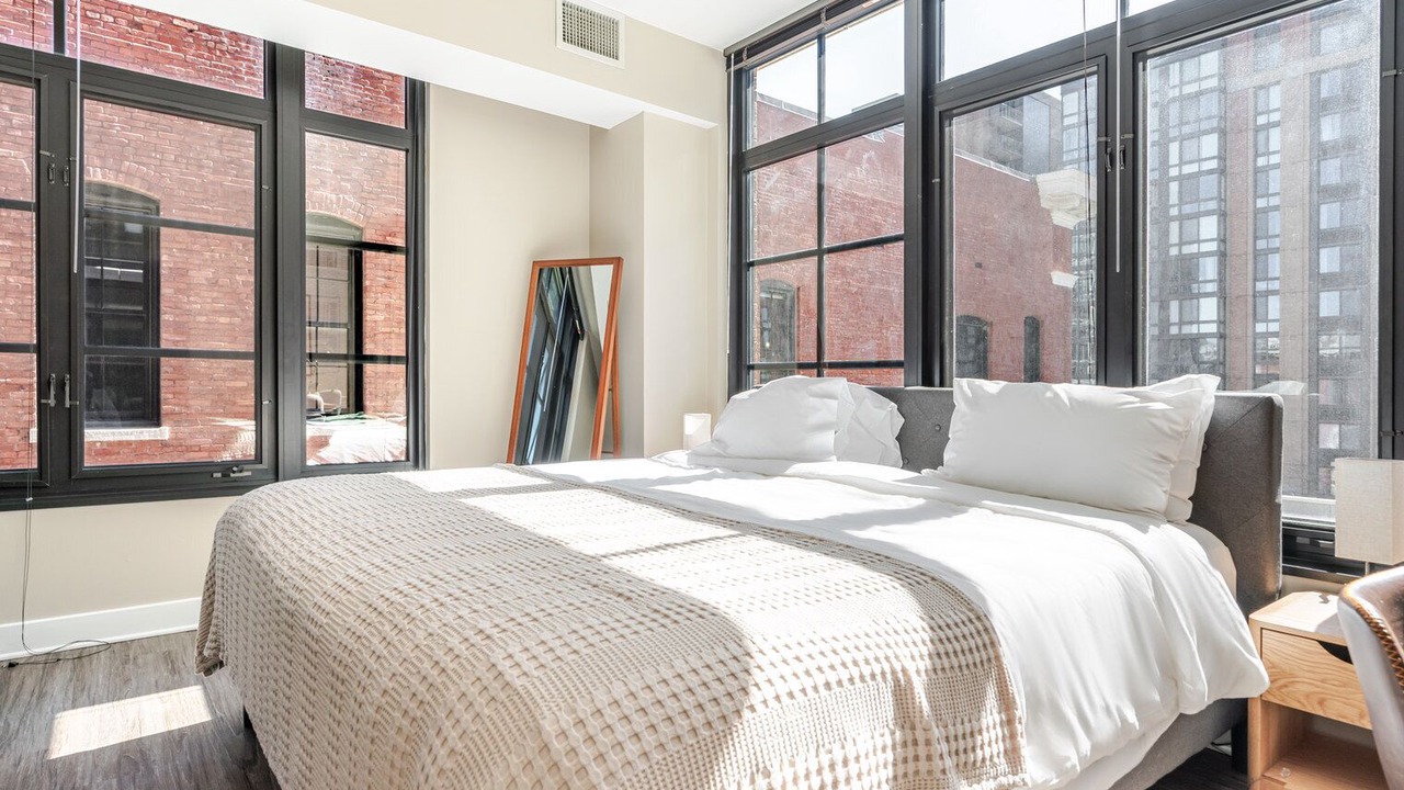 Photo of Bedroom in Mount Vernon Square