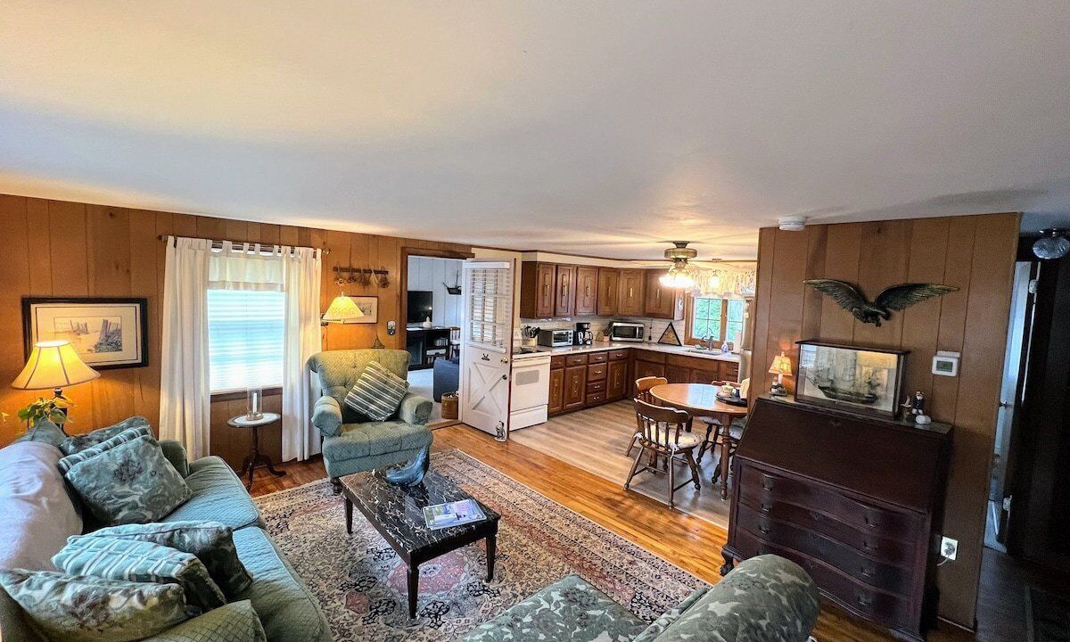 Photo of Livingroom in East Orleans