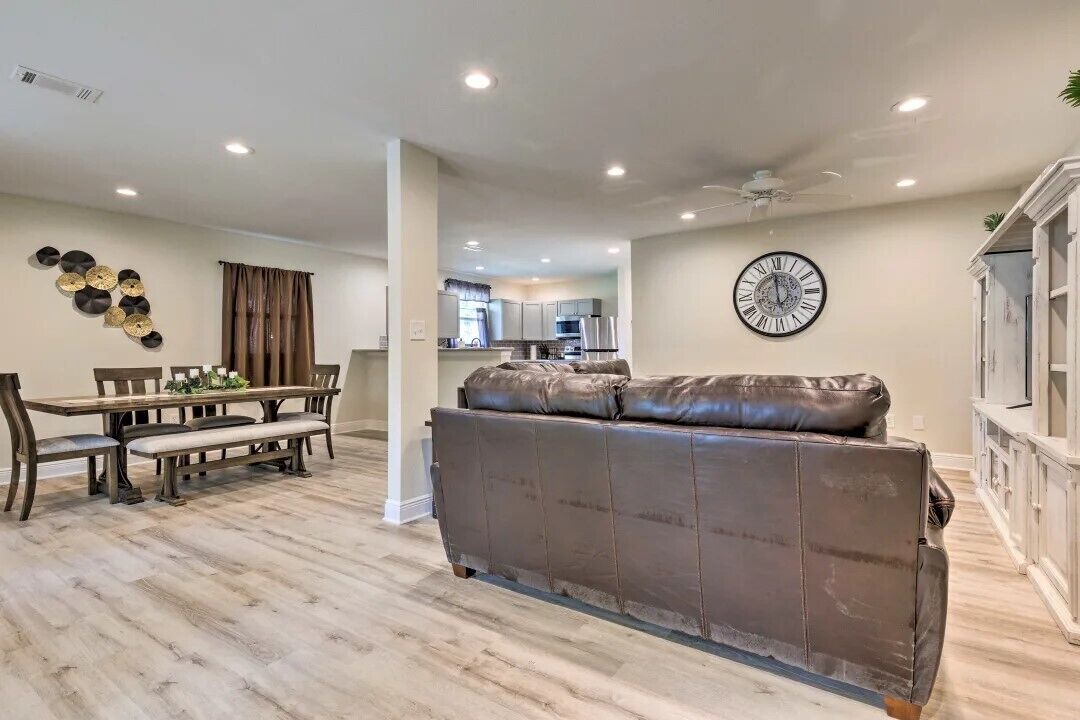 Photo of Livingroom in Mississippi City