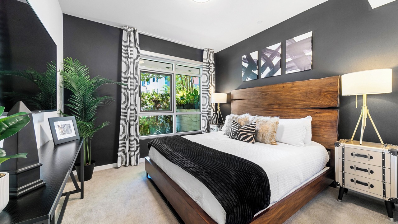 Photo of Bedroom in Carthay Circle