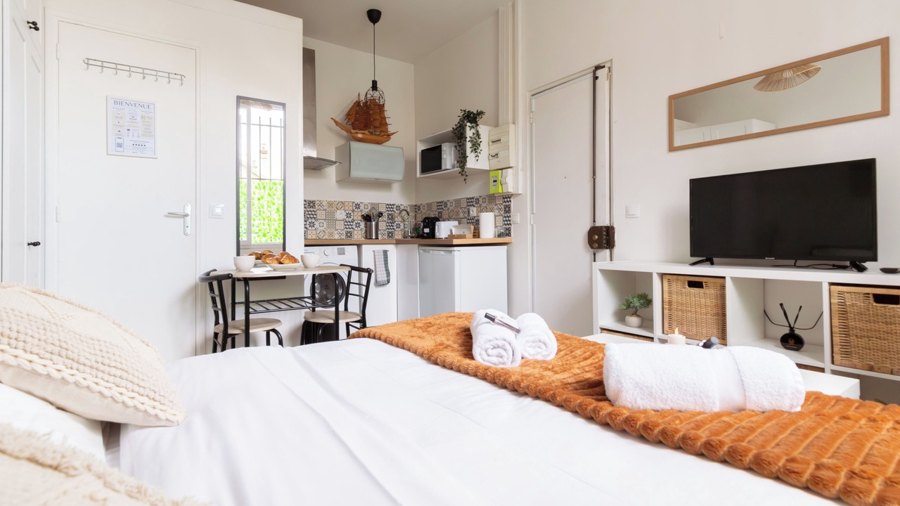 Photo of Bedroom in Bois-Colombes