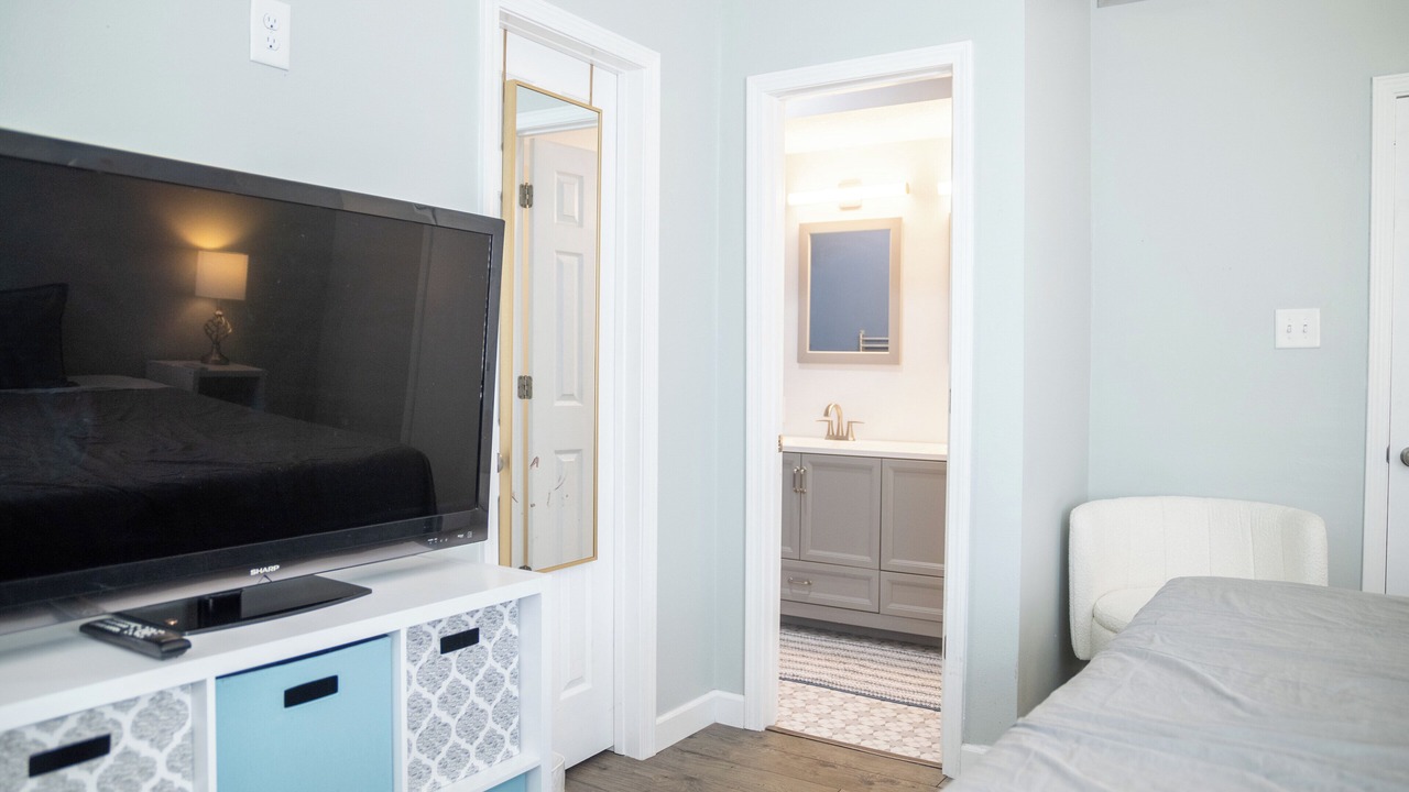 Photo of Bedroom in Ocean Springs