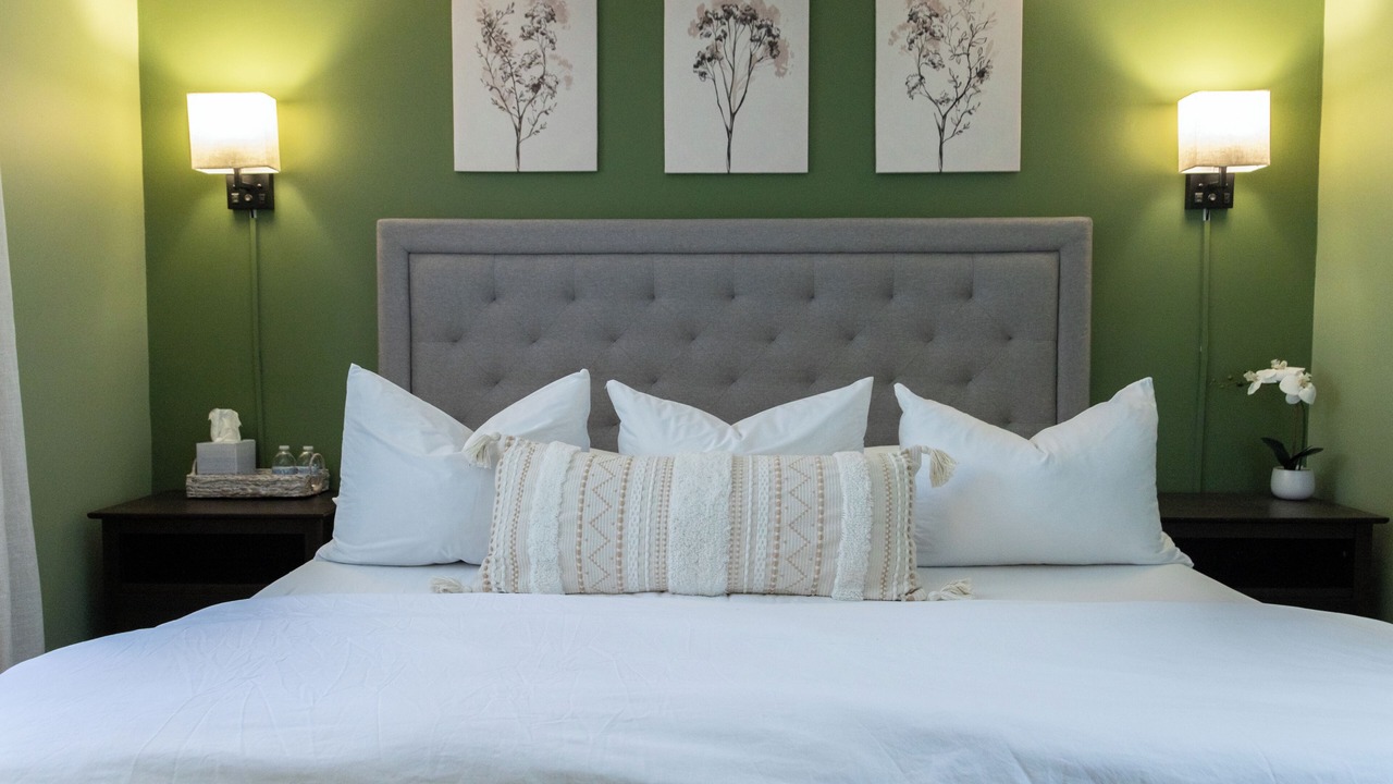Photo of Bedroom in White Island Shores