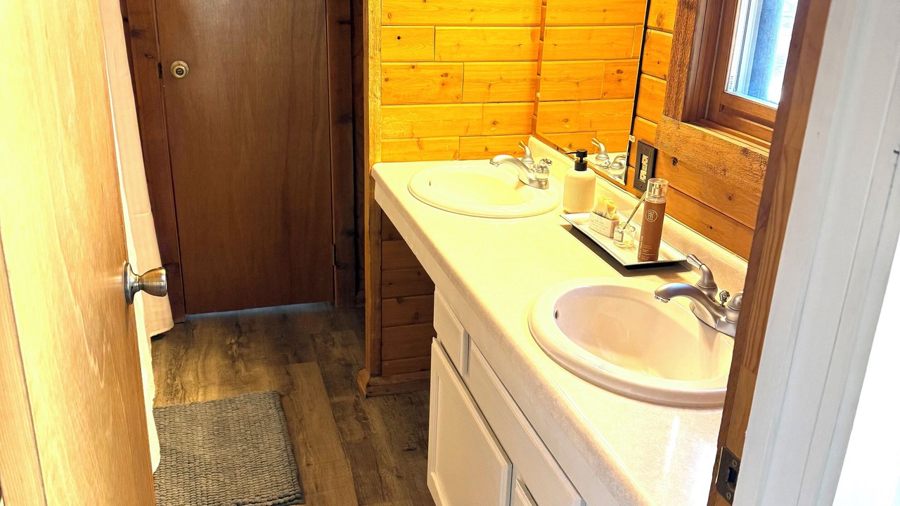 Photo of Bathroom in Brainerd