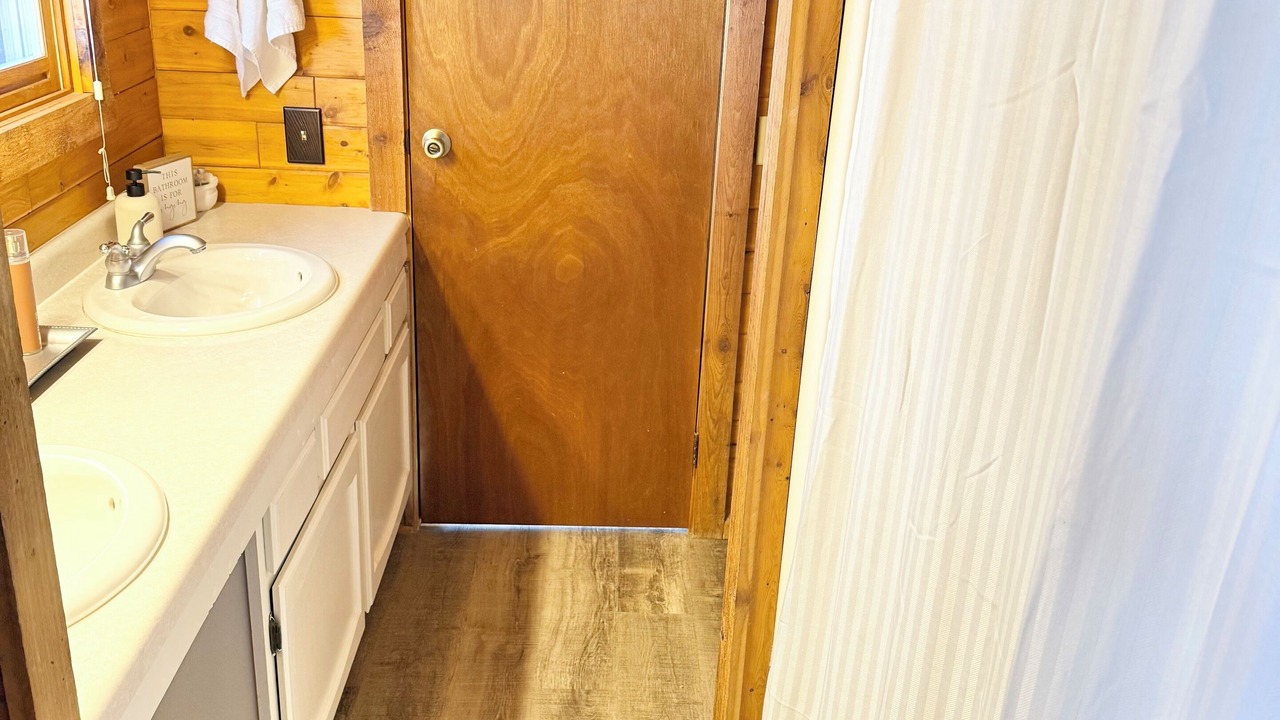 Photo of Bathroom in Brainerd