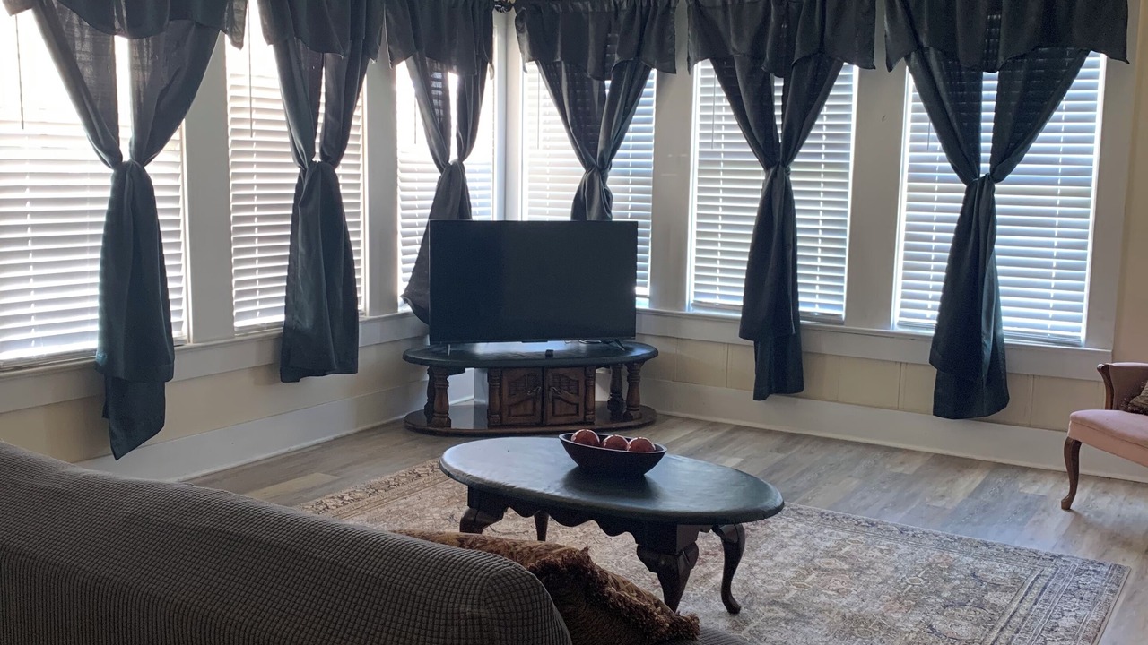 Photo of Livingroom in Gonzales