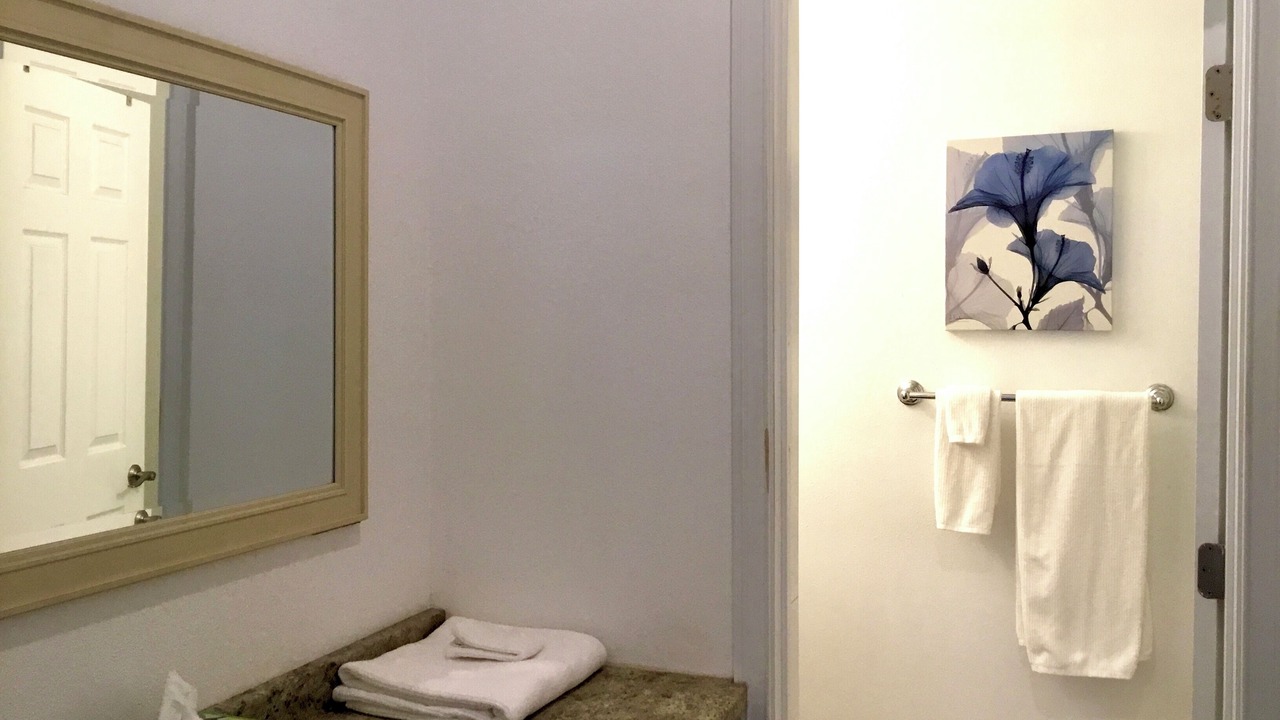Photo of Bathroom in Camarillo