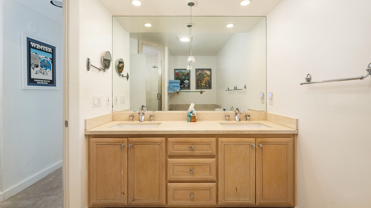 Photo of Bathroom in East Beach