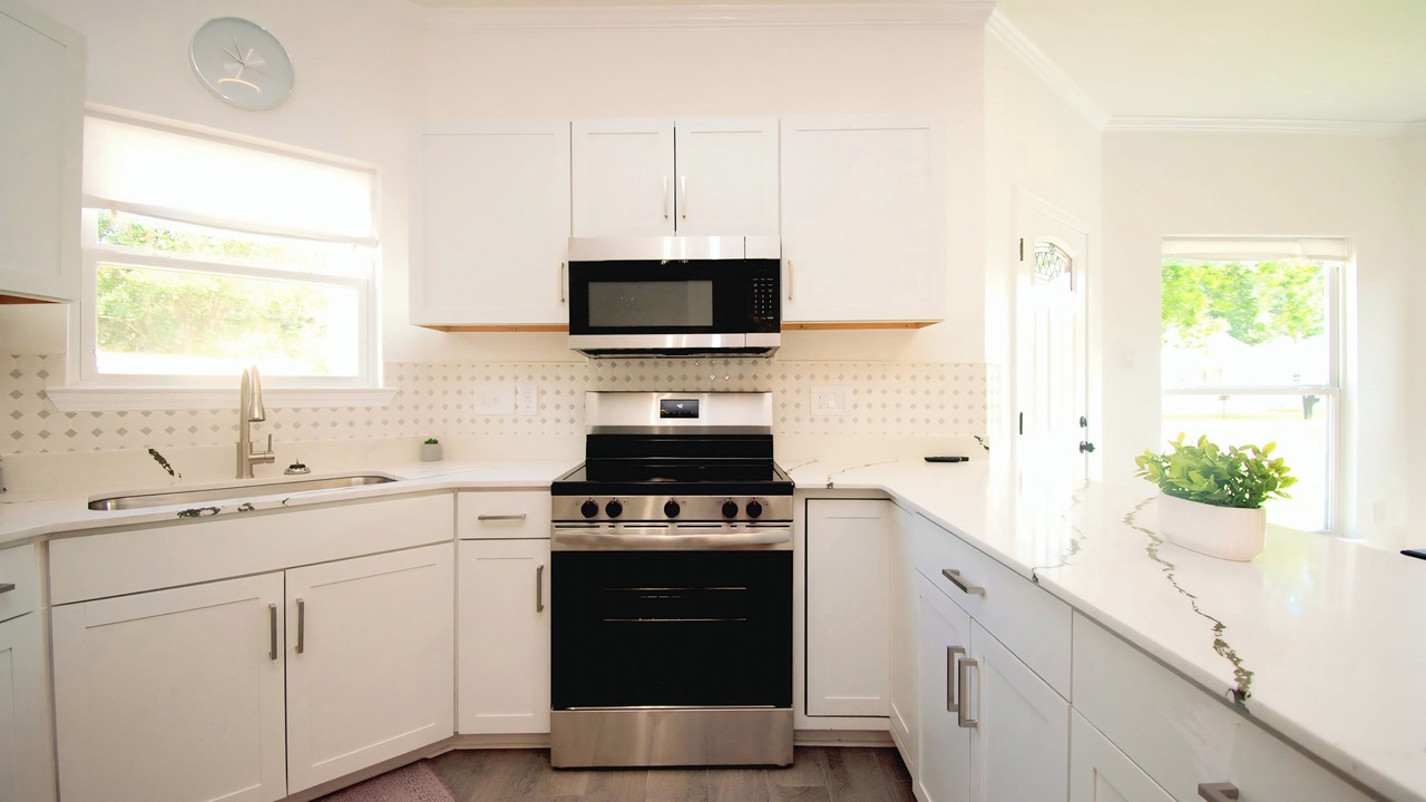 Photo of Kitchen in Gonzales