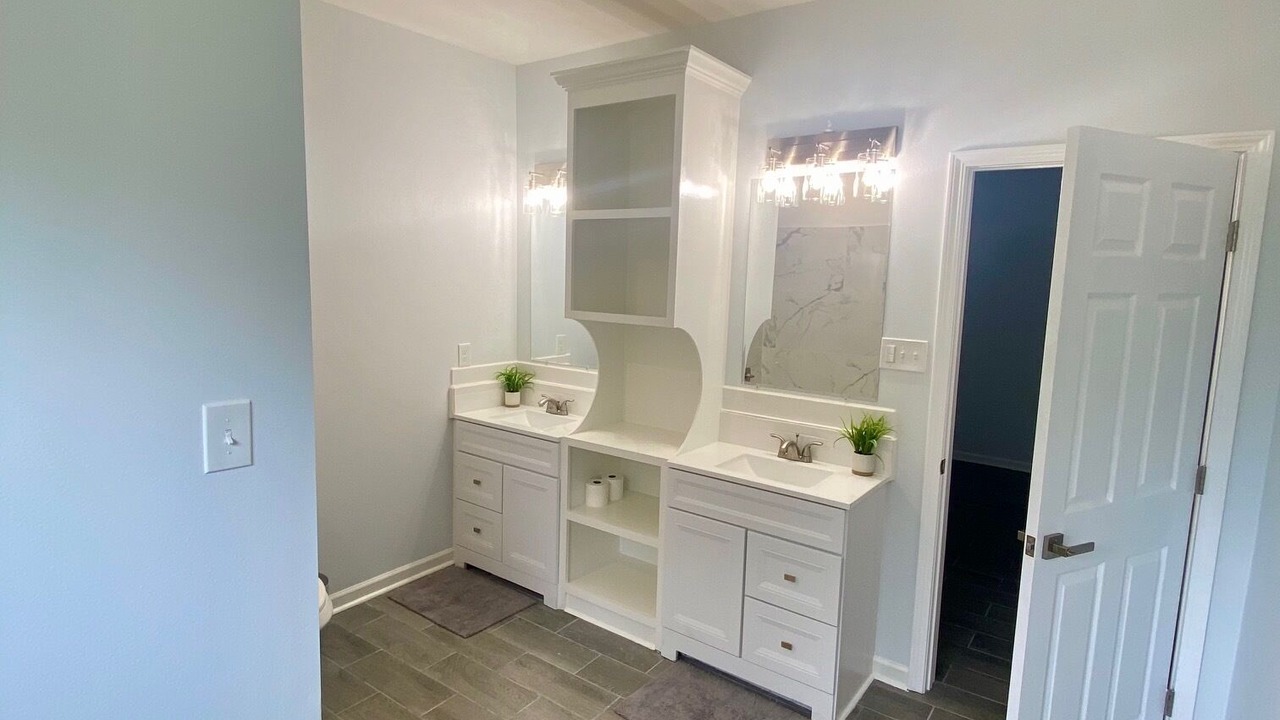 Photo of Bathroom in Gonzales