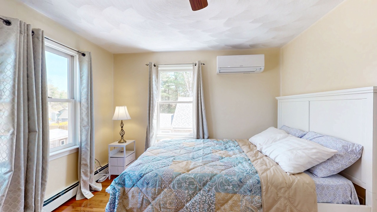 Photo of Bedroom in Buzzards Bay