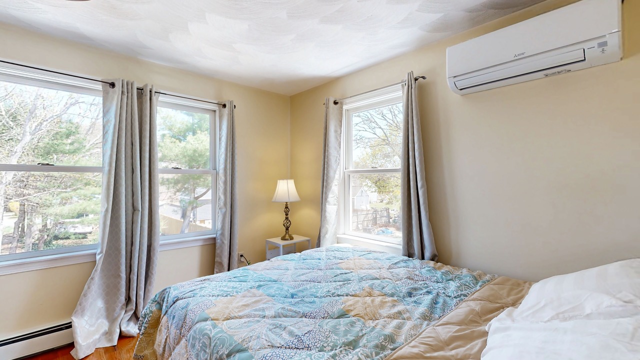 Photo of Bedroom in Buzzards Bay