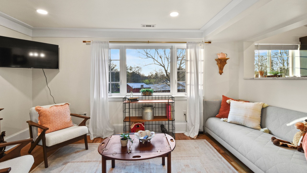 Photo of Livingroom in Lovettsville