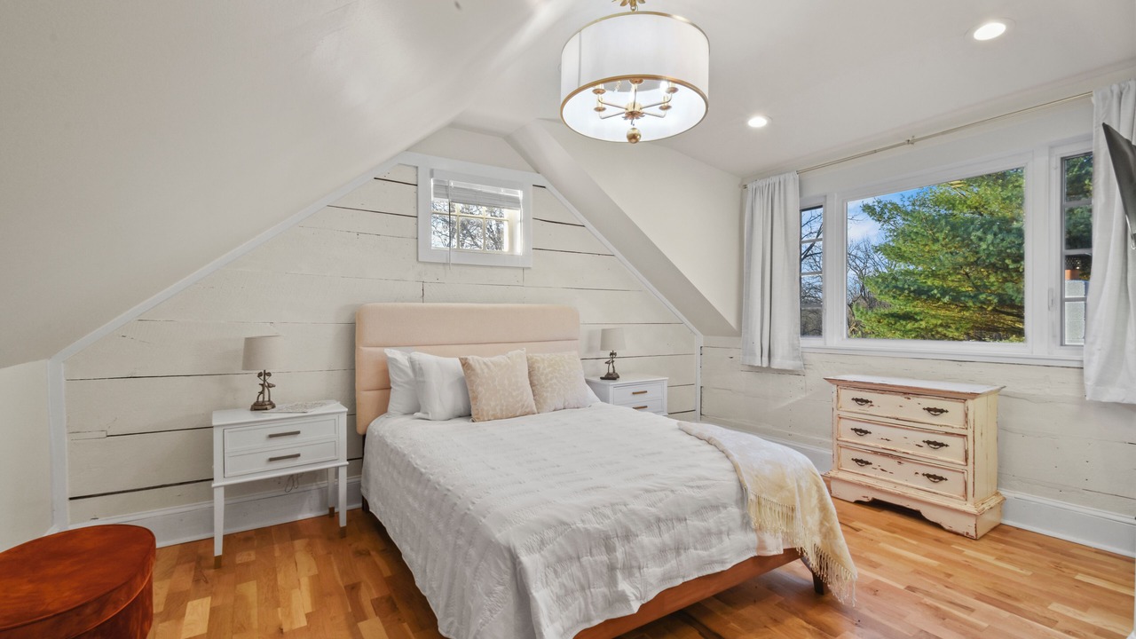 Photo of Bedroom in Lovettsville