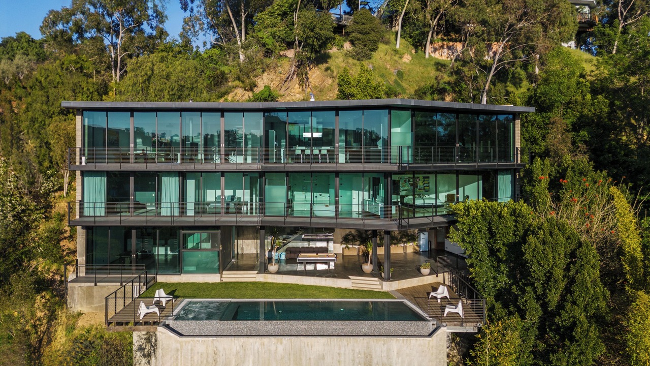 Photo of Outdoor in Hollywood Hills