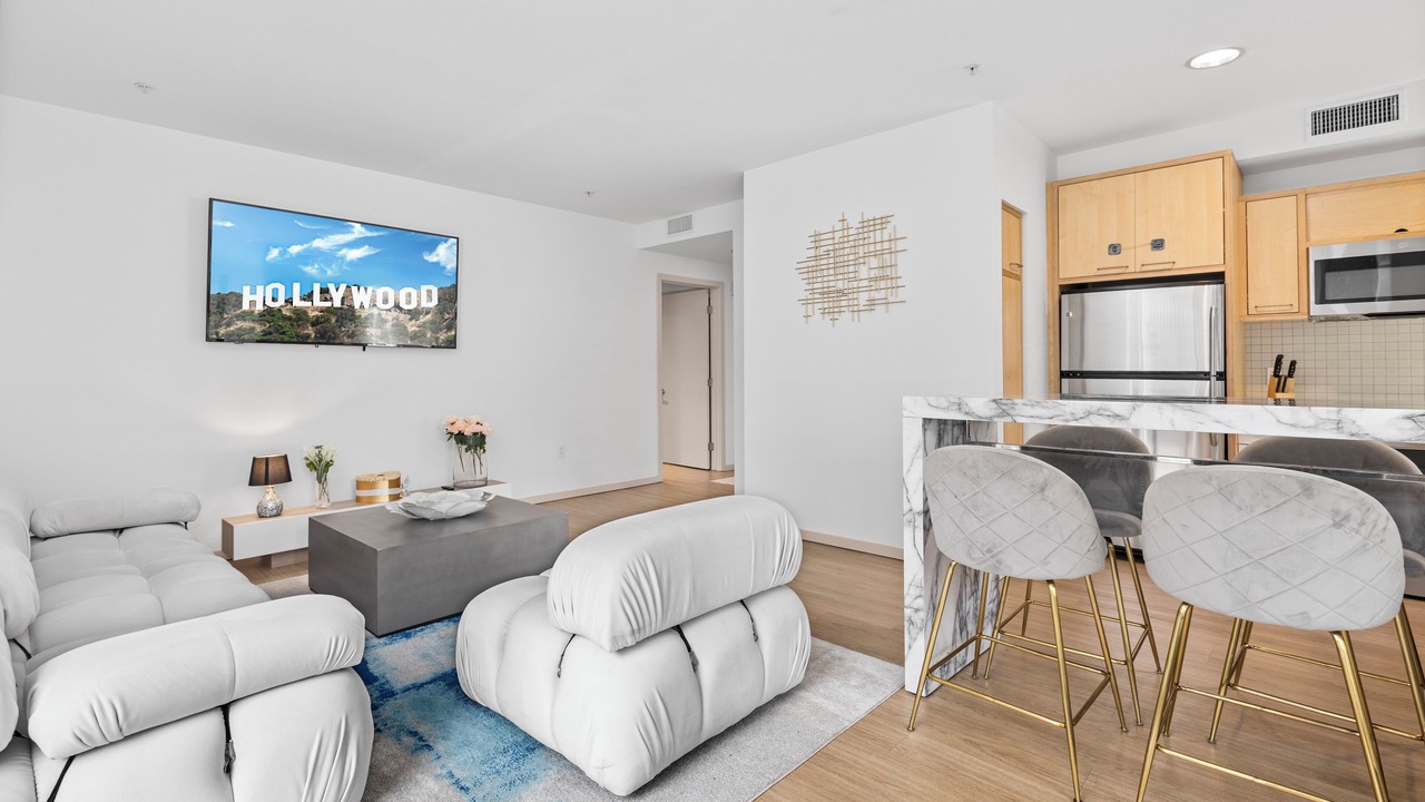 Photo of Livingroom in Beverly Hills