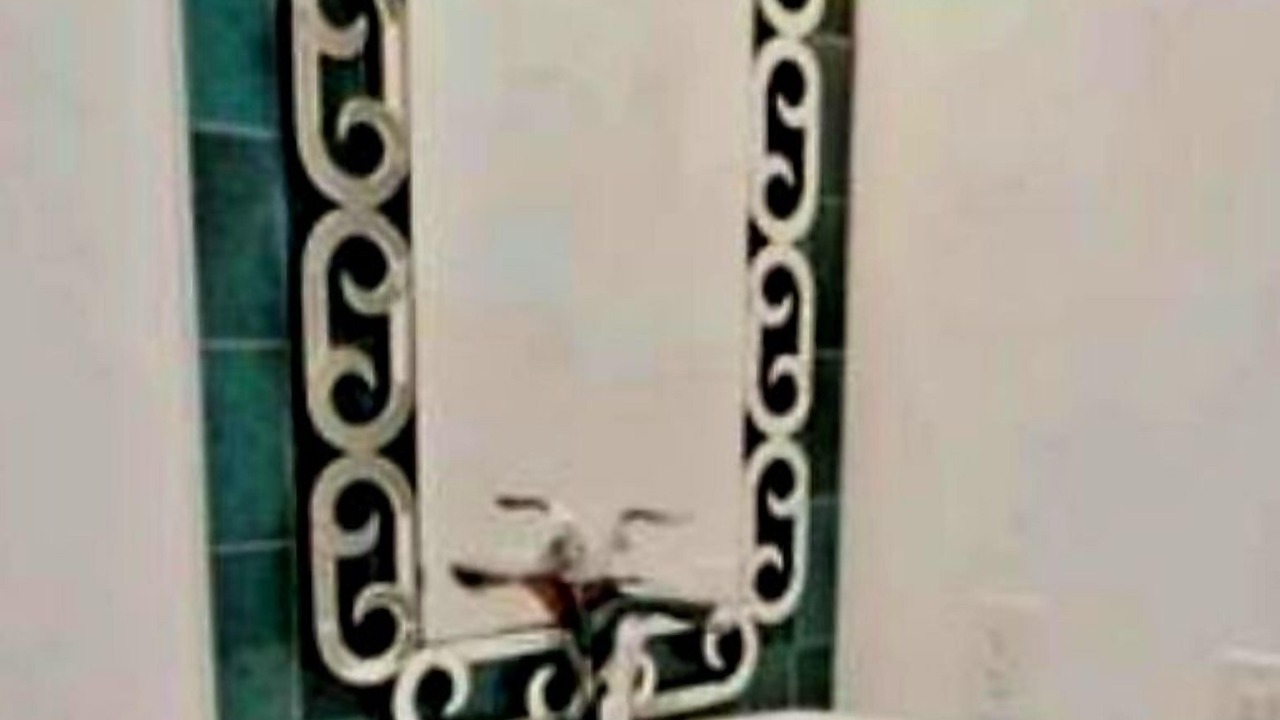 Photo of Bathroom in Fox Hills