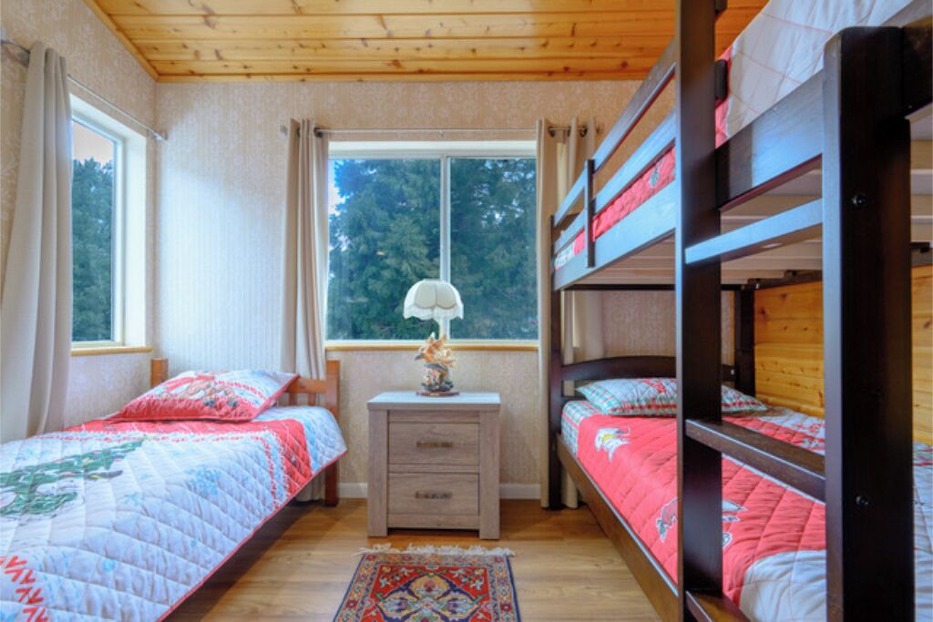 Photo of Bedroom in Pine Mountain Club