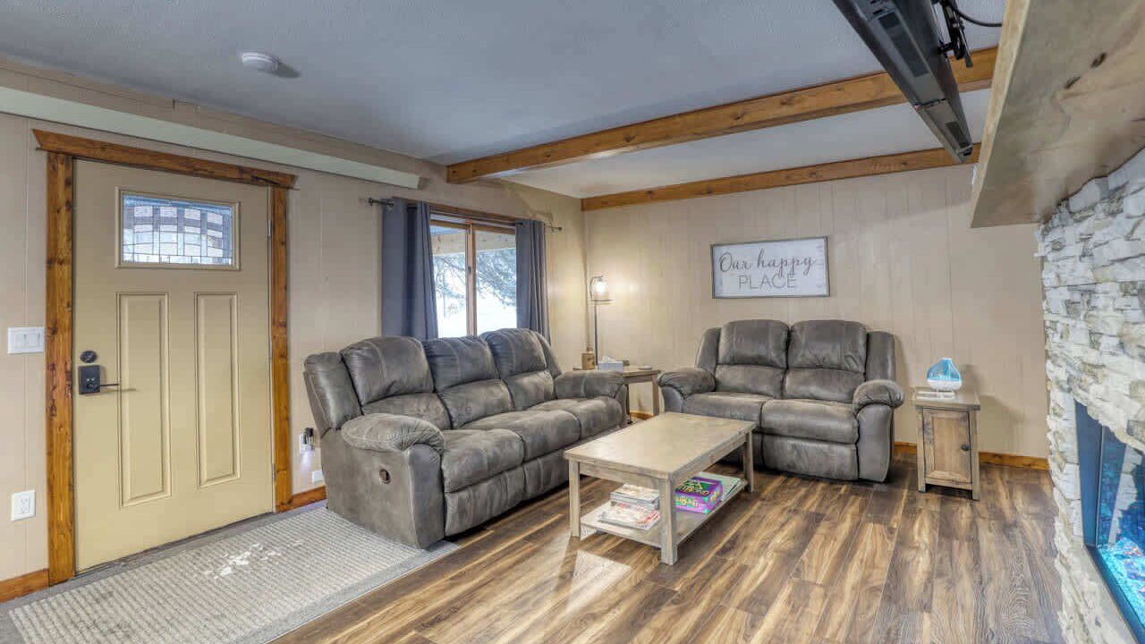 Photo of Livingroom in Lead