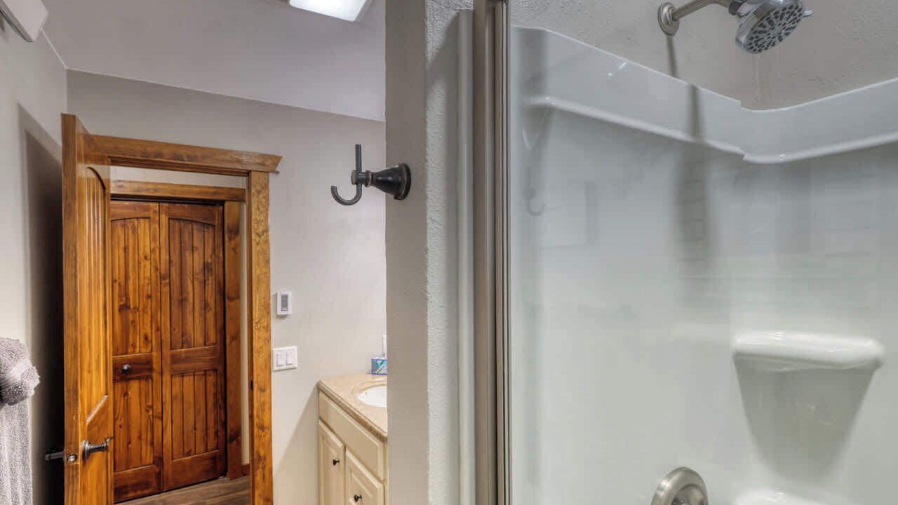 Photo of Bathroom in Lead