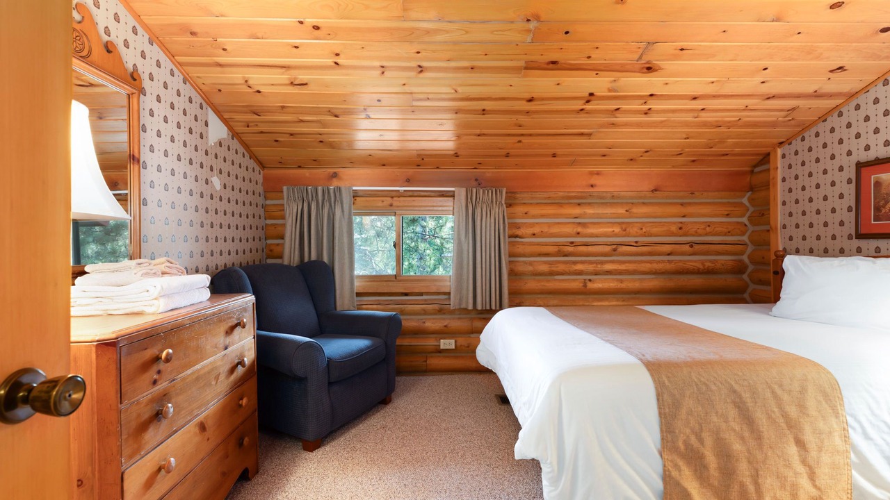Photo of Bedroom in Breezy Point