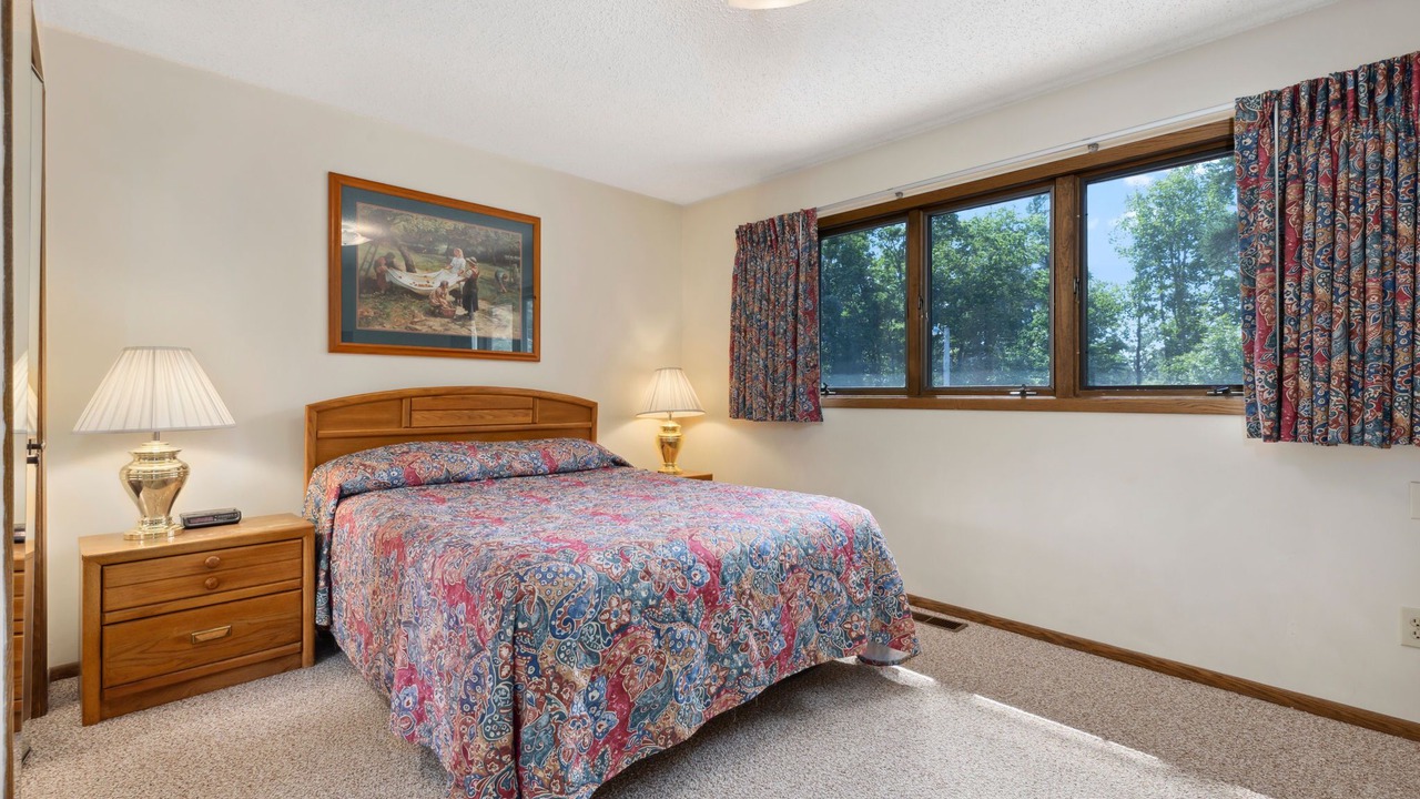 Photo of Bedroom in Breezy Point