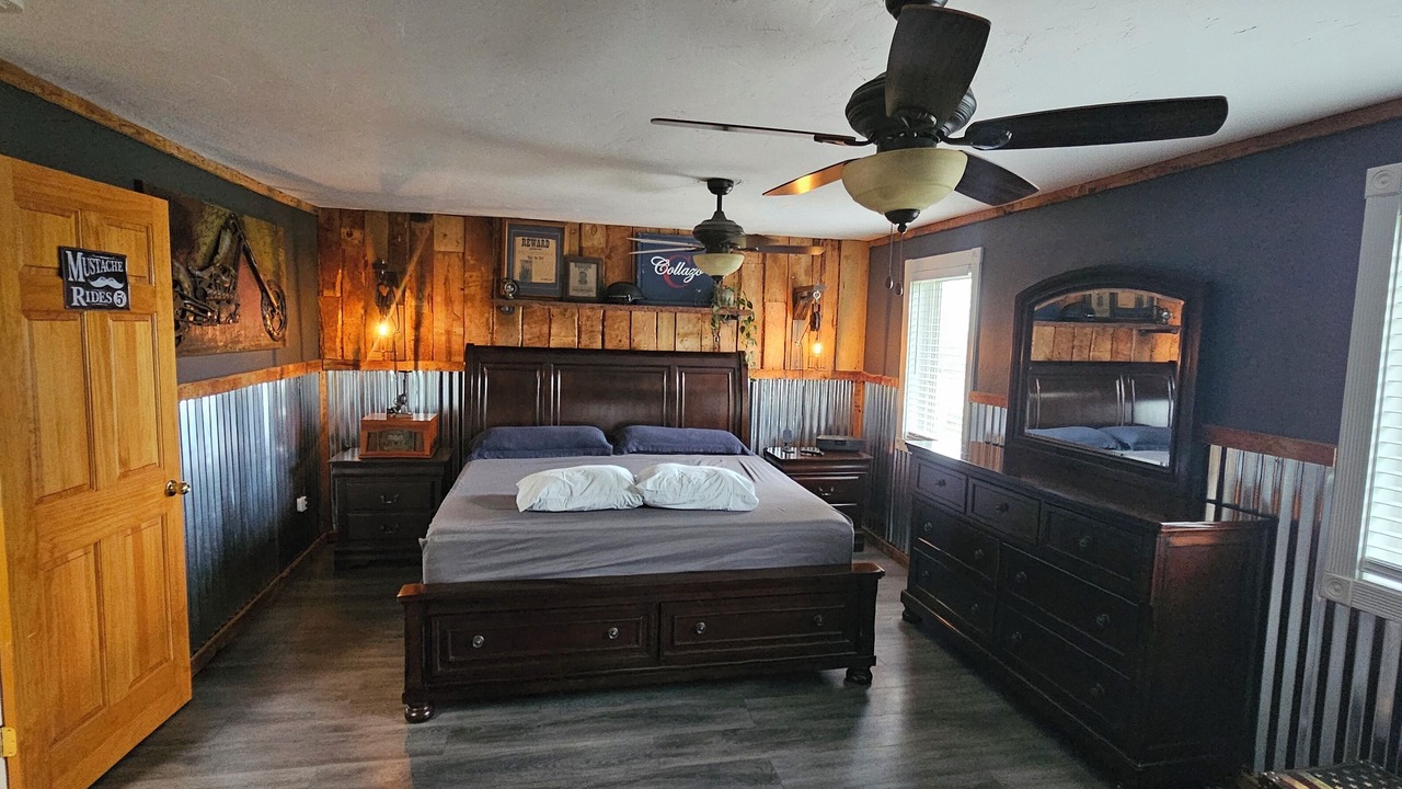Photo of Bedroom in Sturgis