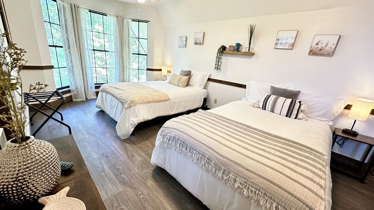 Photo of Bedroom in Biloxi