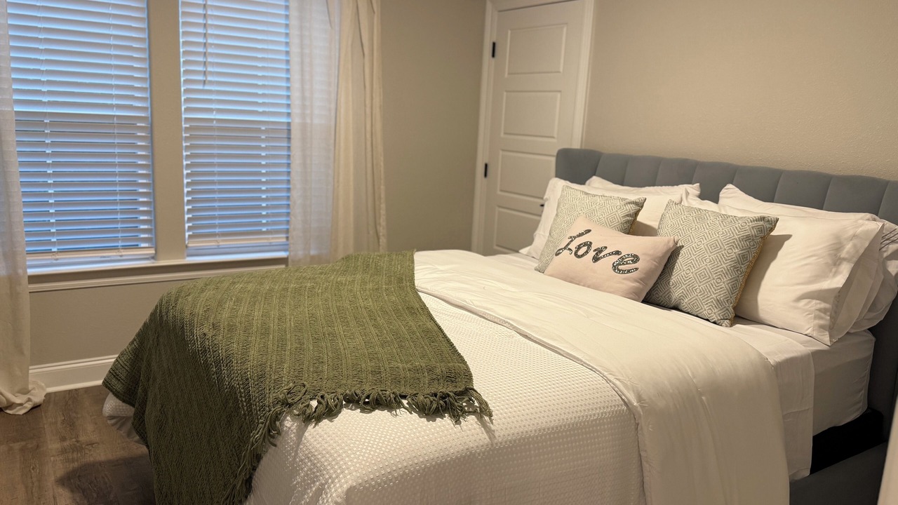 Photo of Bedroom in Gulfport