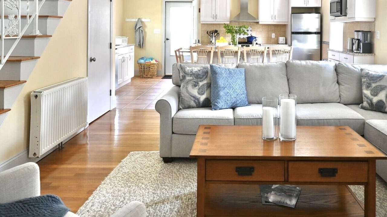 Photo of Livingroom in Teaticket