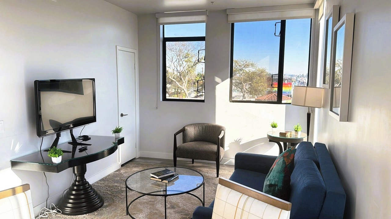Photo of Livingroom in Melrose