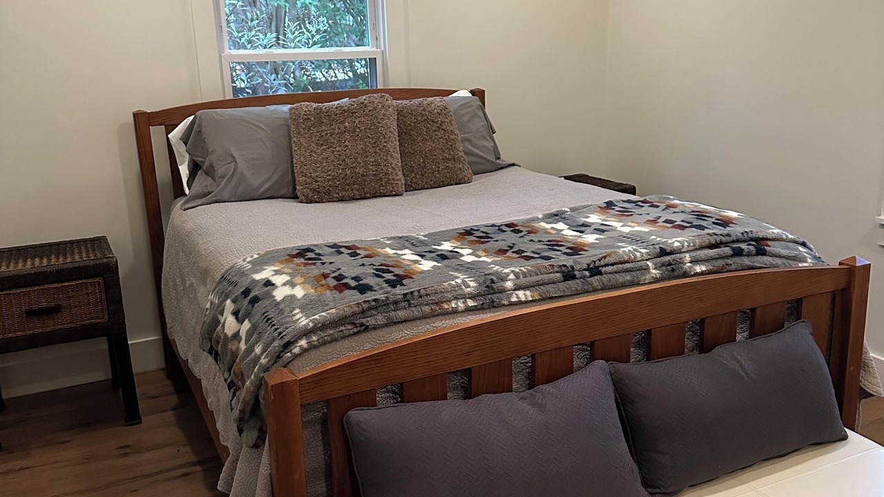 Photo of Bedroom in Mandeville