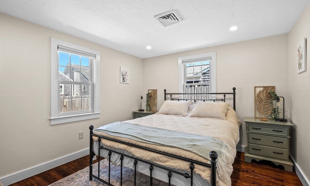 Photo of Bedroom in West Yarmouth