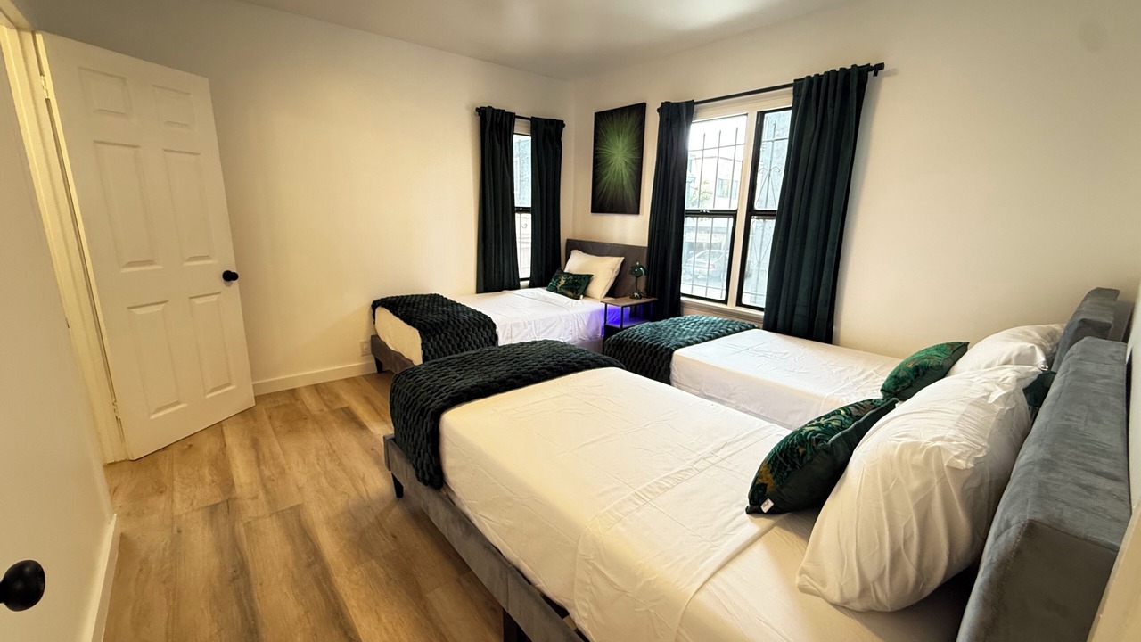 Photo of Bedroom in Hollywood