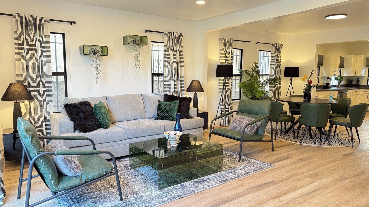 Photo of Livingroom in Hollywood